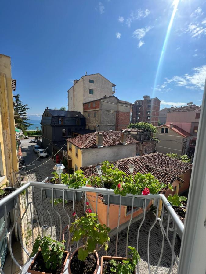 Vila Nikolla Pogradec Exterior foto